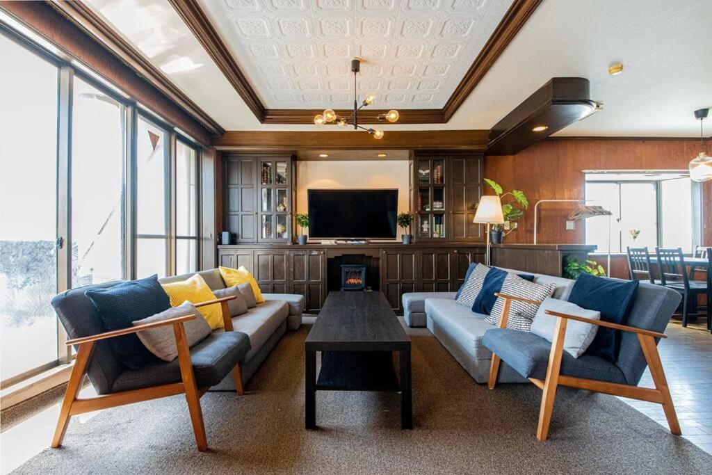 Sanacion Motomachi 7 なんばで150平米の広々空間 最大14名 Netflix見れます Apartamento Osaka